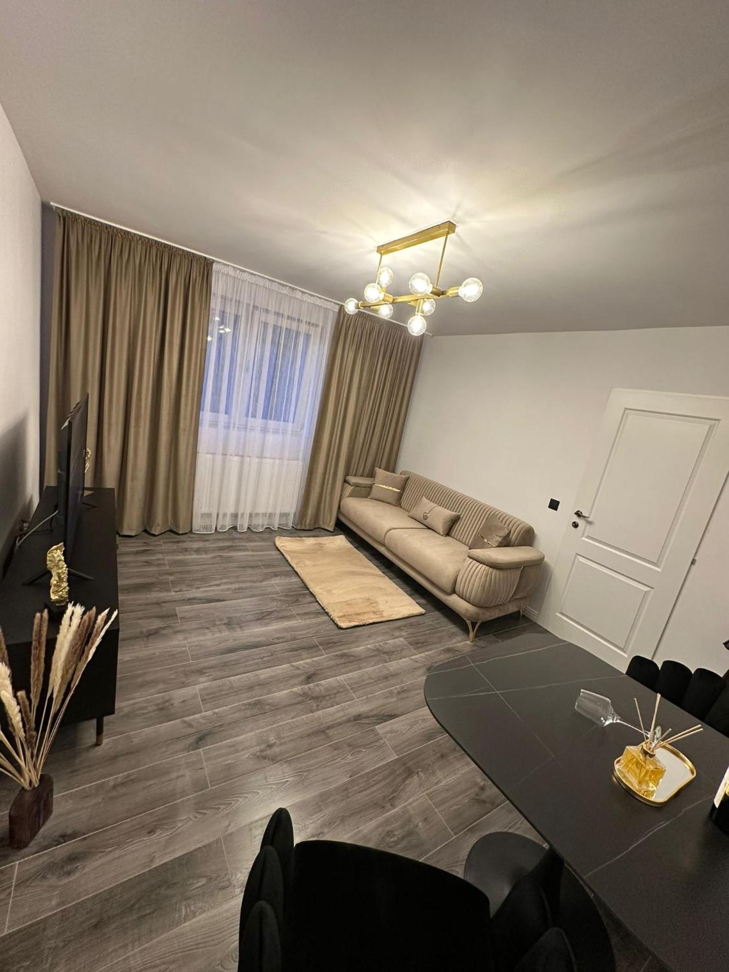 Evelyn Apartment Bistriţa المظهر الخارجي الصورة